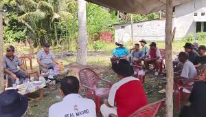 Sekjend Yayasan Garuda Nusantara Perkasa Mirza Subing Memberikan Materi Manfaat Bakteri Dalam Pengolahan Kompos